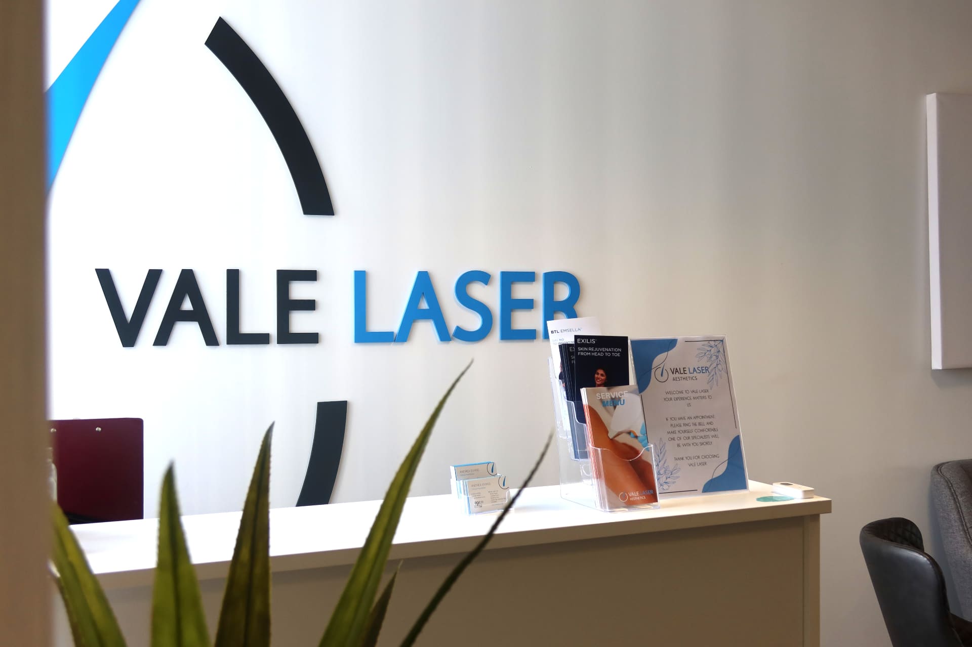 Vale Laser reception desk and signage at Cardiff Gate